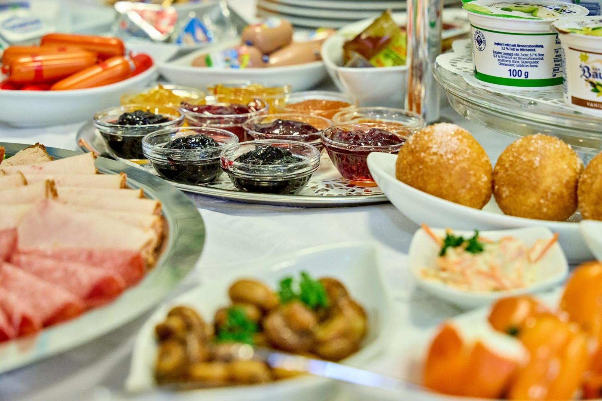 Hotel Antonia Oberammergau Ngoại thất bức ảnh