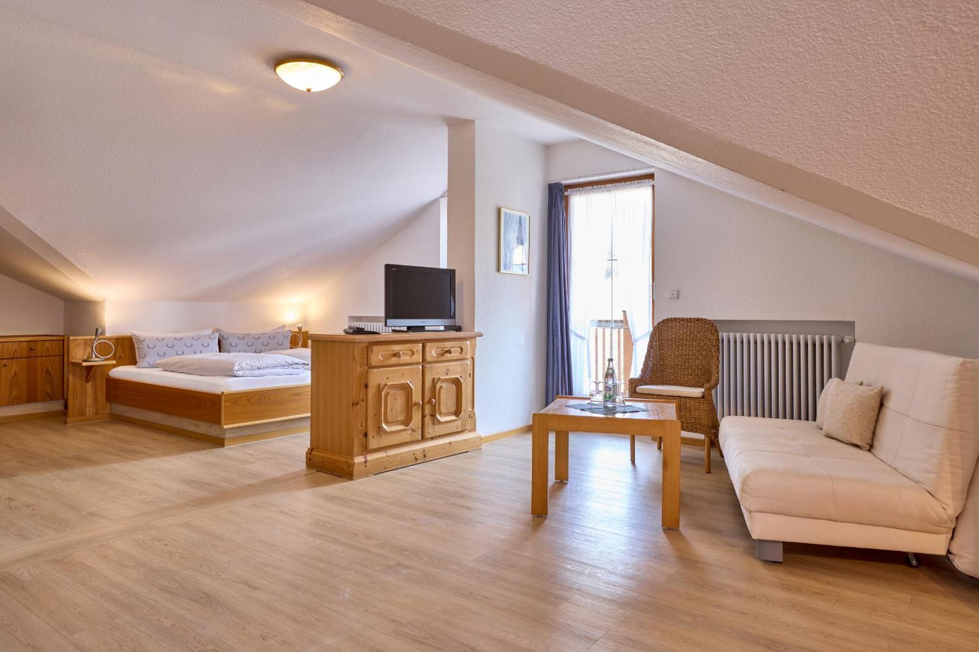Hotel Antonia Oberammergau Ngoại thất bức ảnh