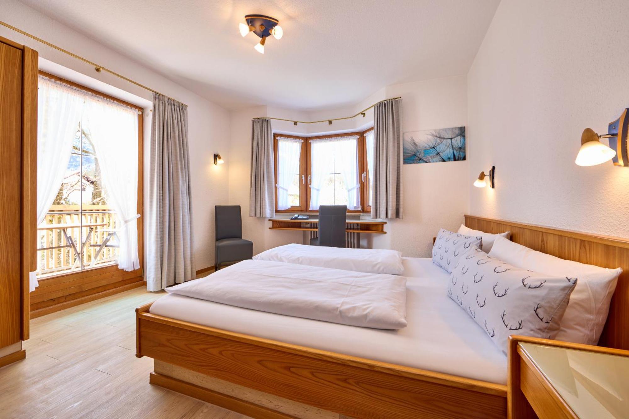 Hotel Antonia Oberammergau Ngoại thất bức ảnh