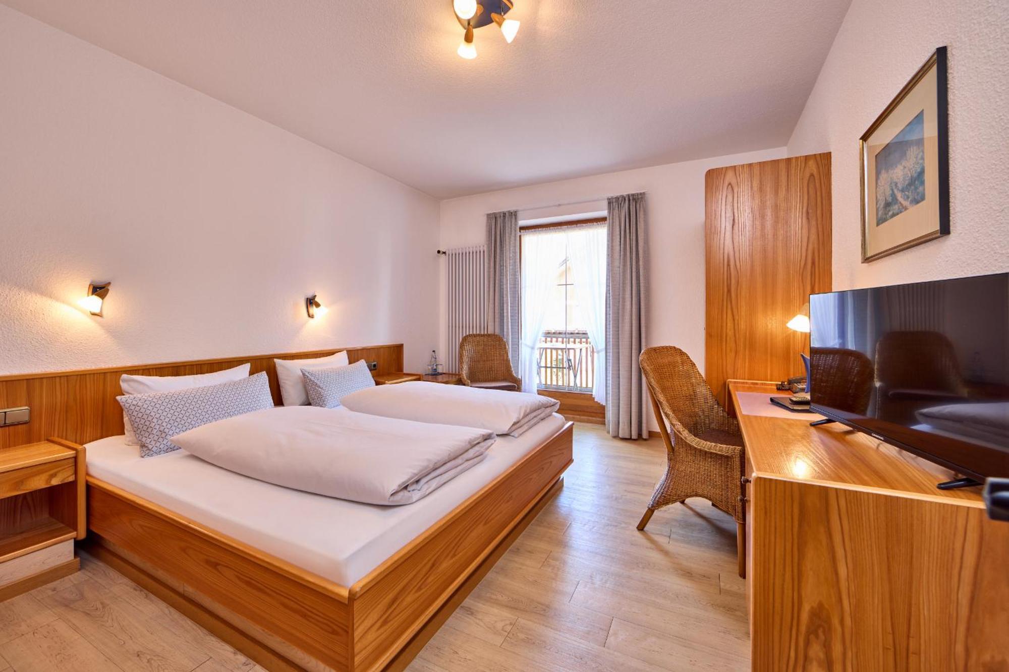 Hotel Antonia Oberammergau Ngoại thất bức ảnh